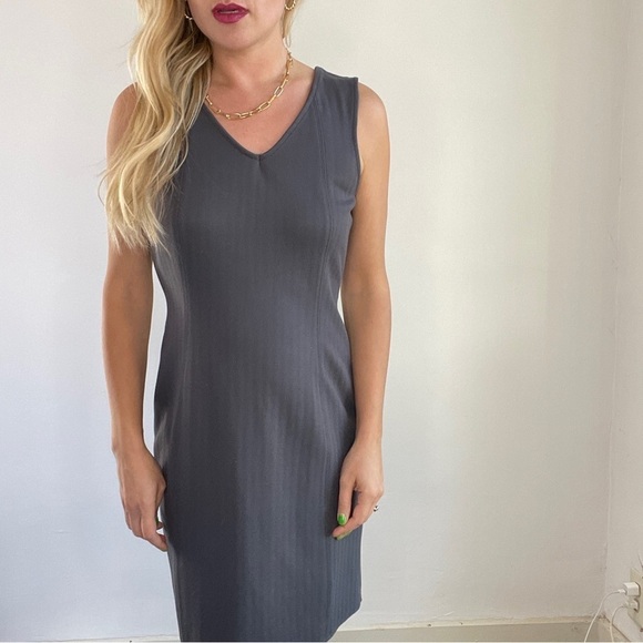 41 Hawthorn Dark Grey Sleeveless Sheath Dress - Picture 7 of 10